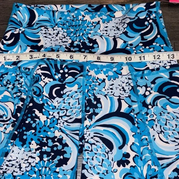 Lilly Pulitzer NEW South Beach High Rise Short Size Small Resort White Mermazing - Picture 12 of 14